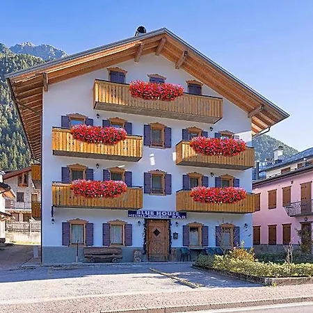 فندق مبيت وإفطار Meuble Blue House أورونزو دي كادوري