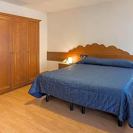 فندق مبيت وإفطار Meuble Blue House 3*