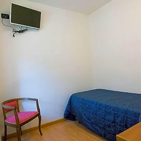 فندق مبيت وإفطار Meuble Blue House 3*