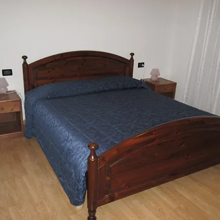 Meuble Blue House ארונצו די קדורה